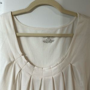 NWOT LANE BRYANT PLEATED NECKLINE TOP CREAM SHORT SLEEVED